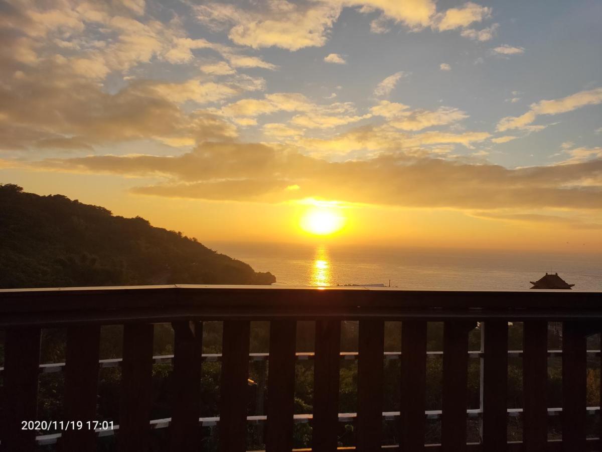 舞浪海景旅店 Hotell Xiaoliuqiu Exteriör bild