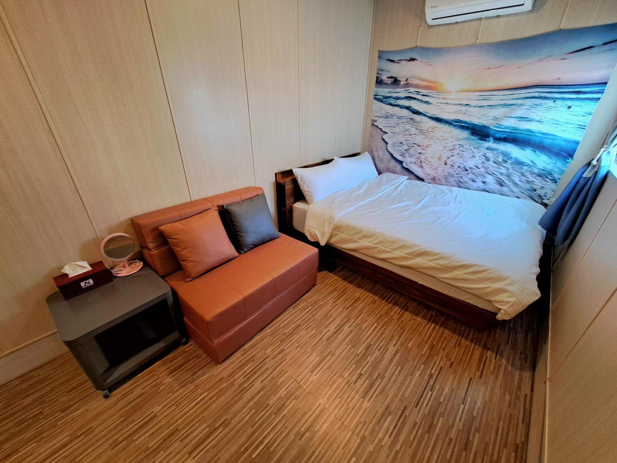 舞浪海景旅店 Hotell Xiaoliuqiu Exteriör bild