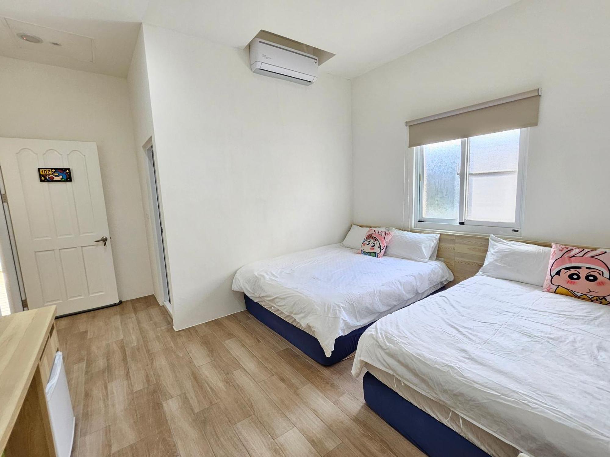 舞浪海景旅店 Hotell Xiaoliuqiu Exteriör bild