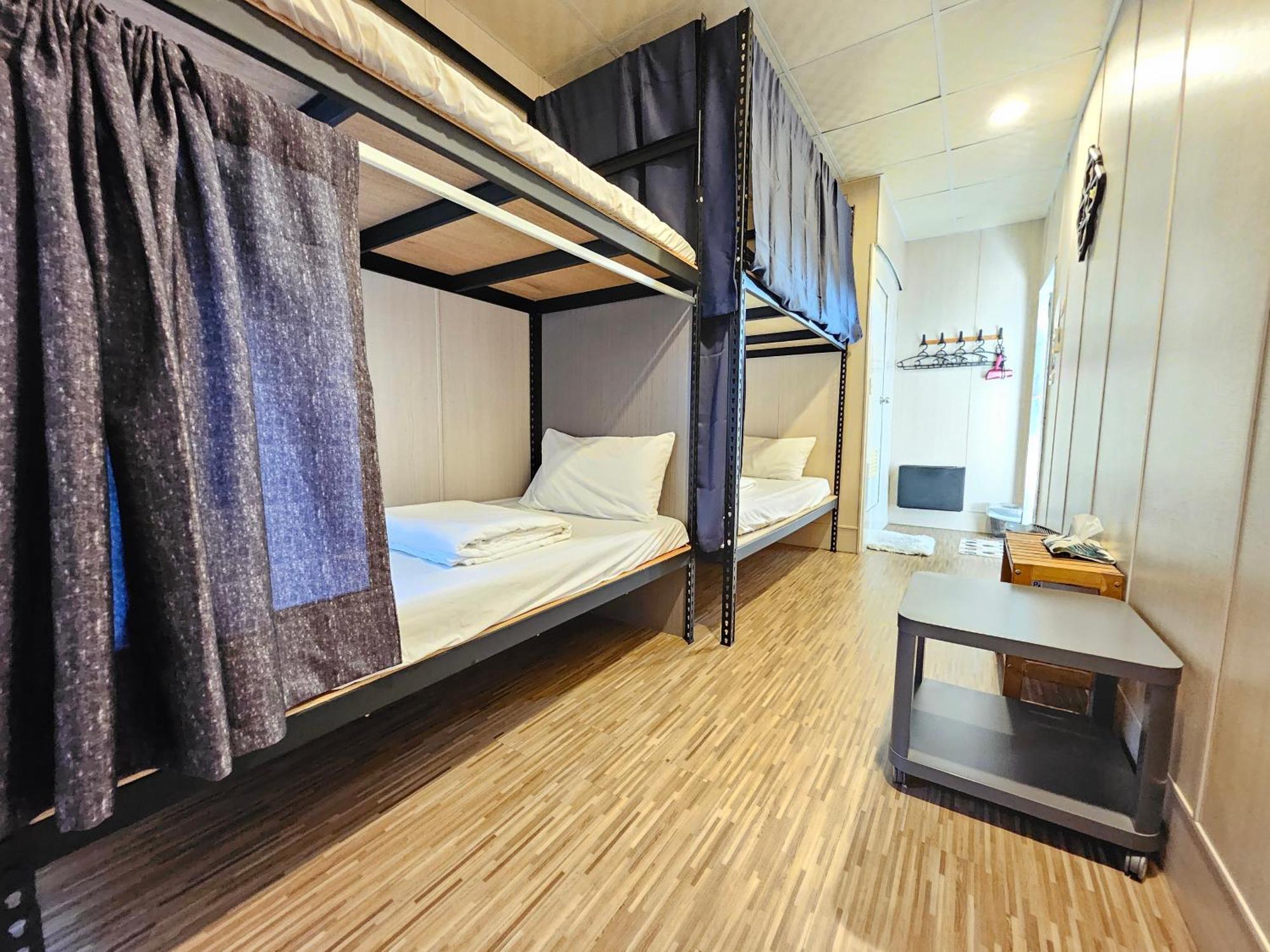 舞浪海景旅店 Hotell Xiaoliuqiu Exteriör bild
