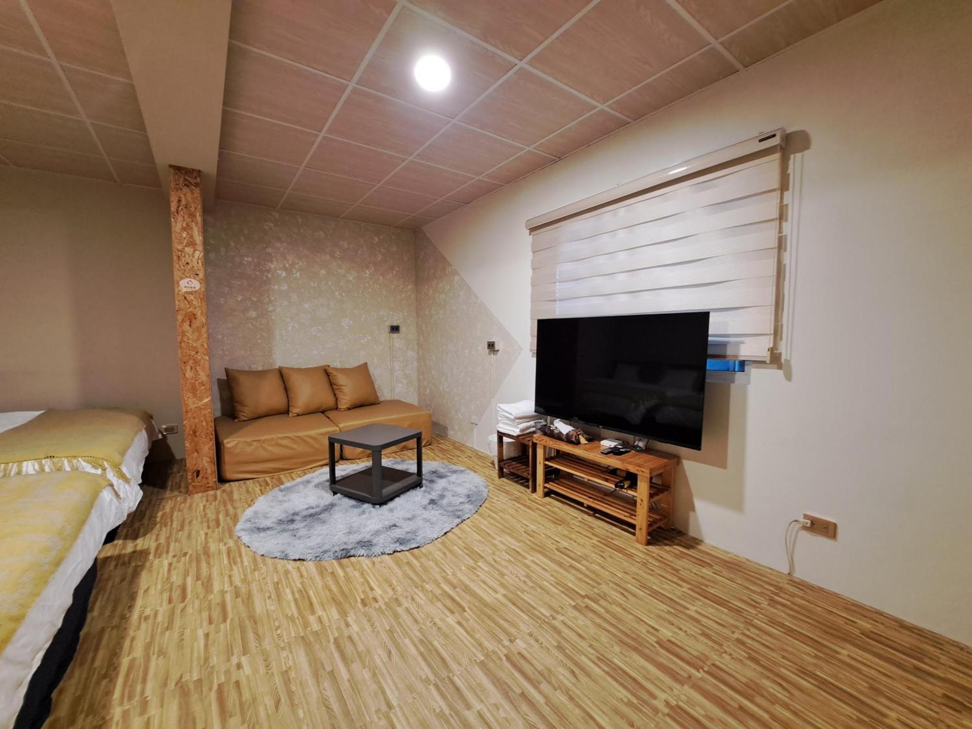舞浪海景旅店 Hotell Xiaoliuqiu Exteriör bild