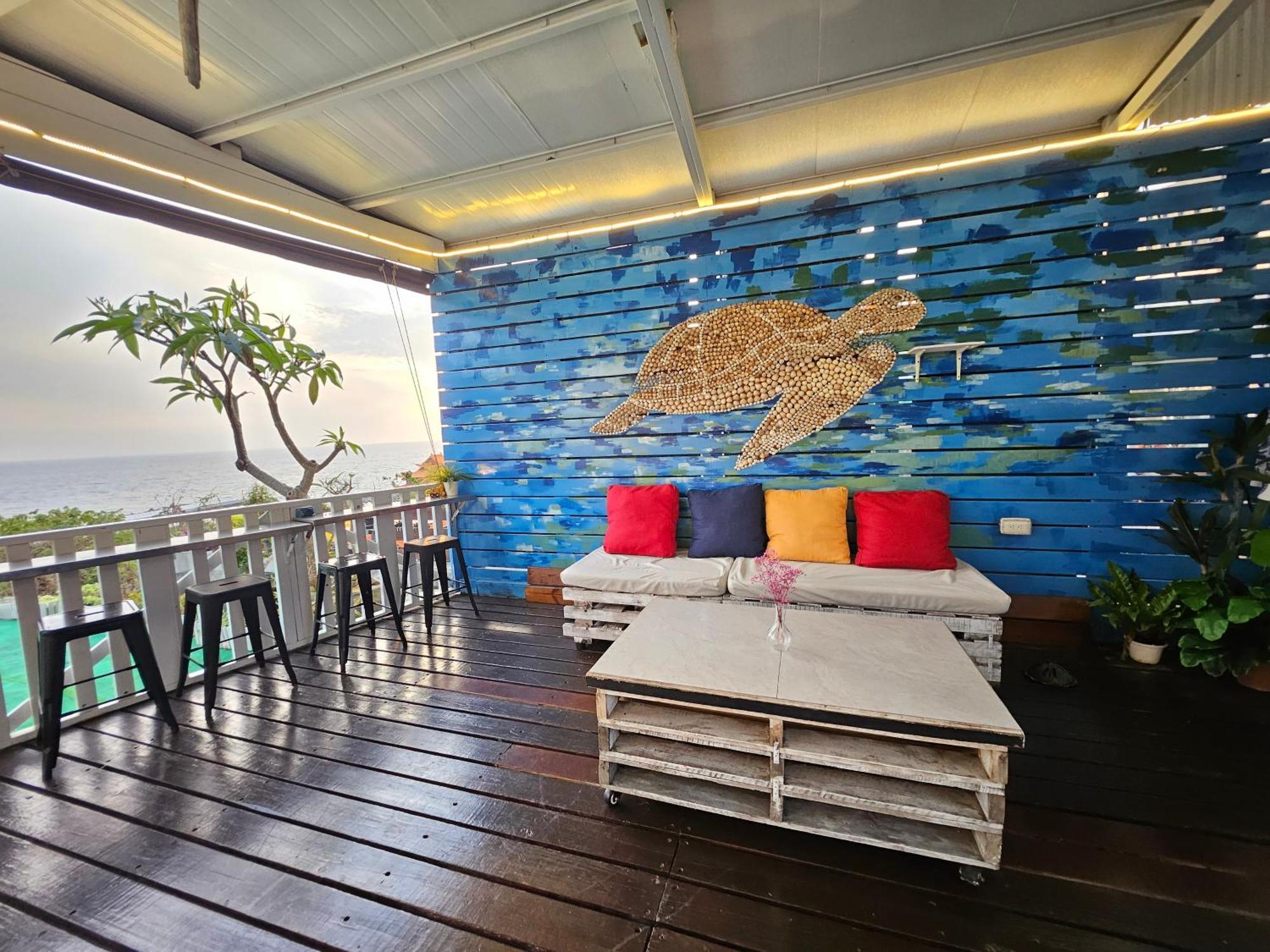 舞浪海景旅店 Hotell Xiaoliuqiu Exteriör bild